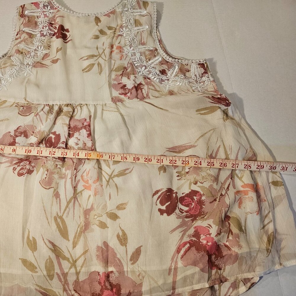 Roaman's Floral Cream and Pink Sleeveless Blouse - Picture 4 of 9